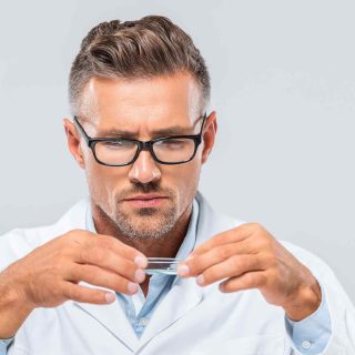 https://euro-linkpharma.co.uk/wp-content/uploads/2020/05/inner_home_02_01-3-320x320.jpg
